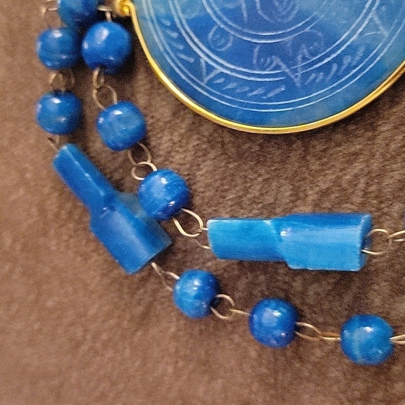 Vintage Carved Blue Agate Mexican Aztec Sundial Unisex Necklace - Picture 6 of 8